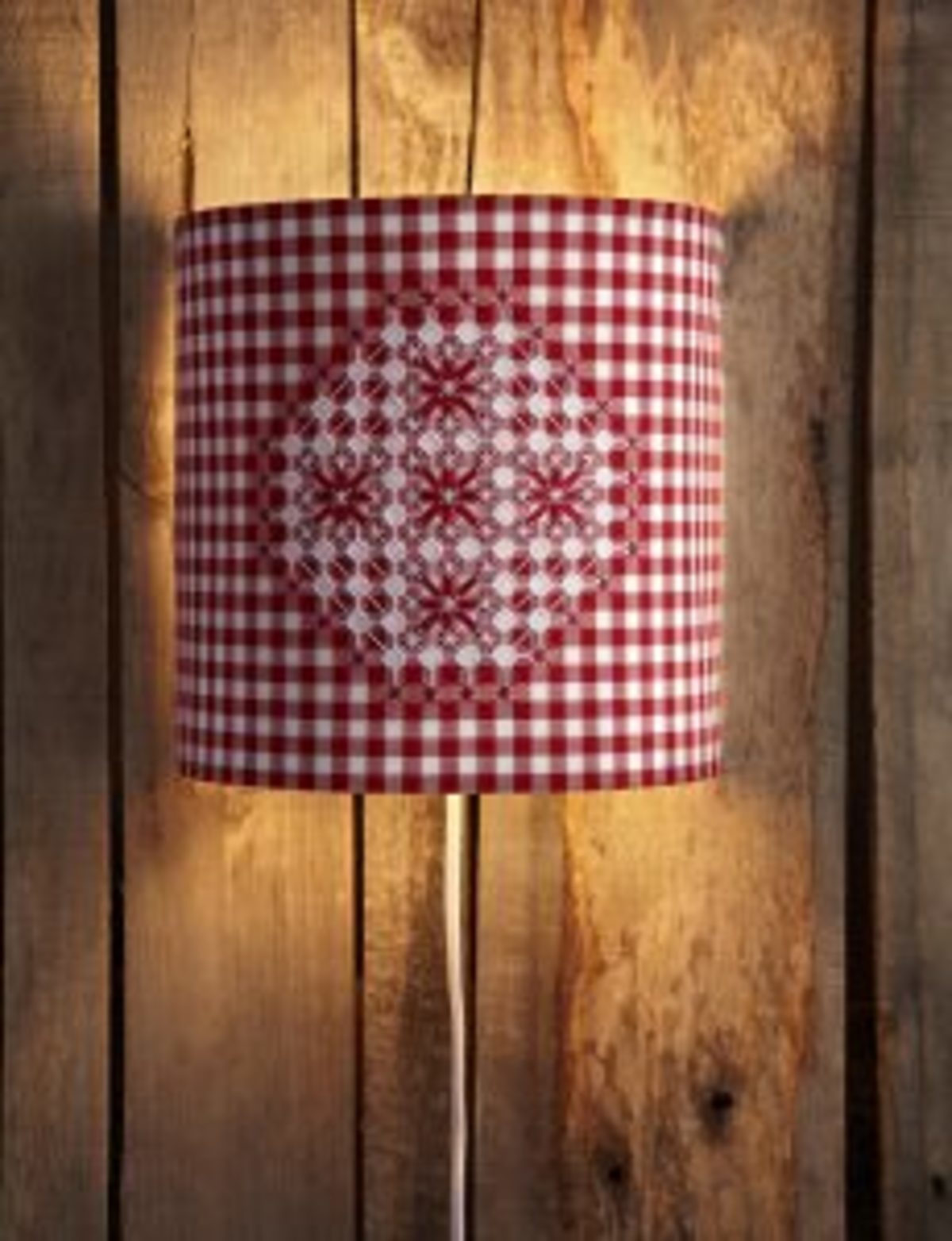 5215081 broderie suisse abat-jour