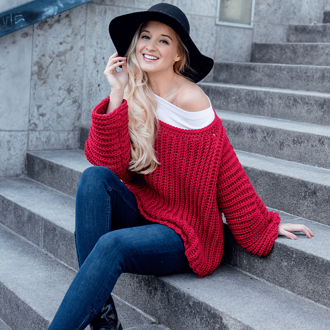 Osez le pull oversize à crocheter pour porter une tenue Hygge !