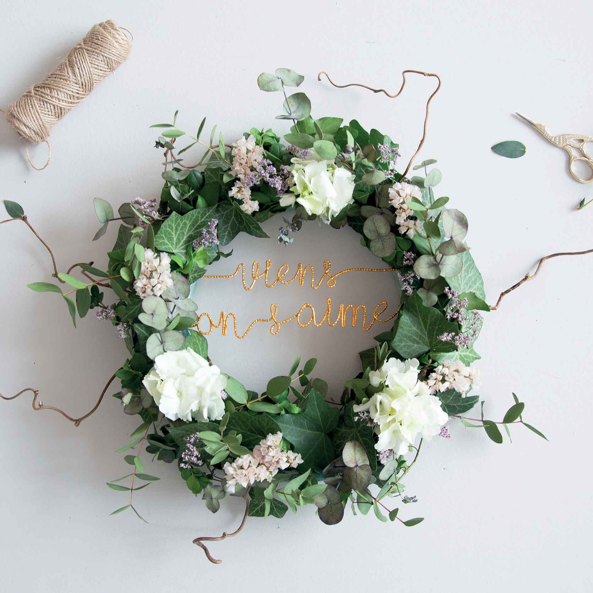 Que faire avec des fleurs séchées ou fraîches ? 6 idées DIY inspirantes !