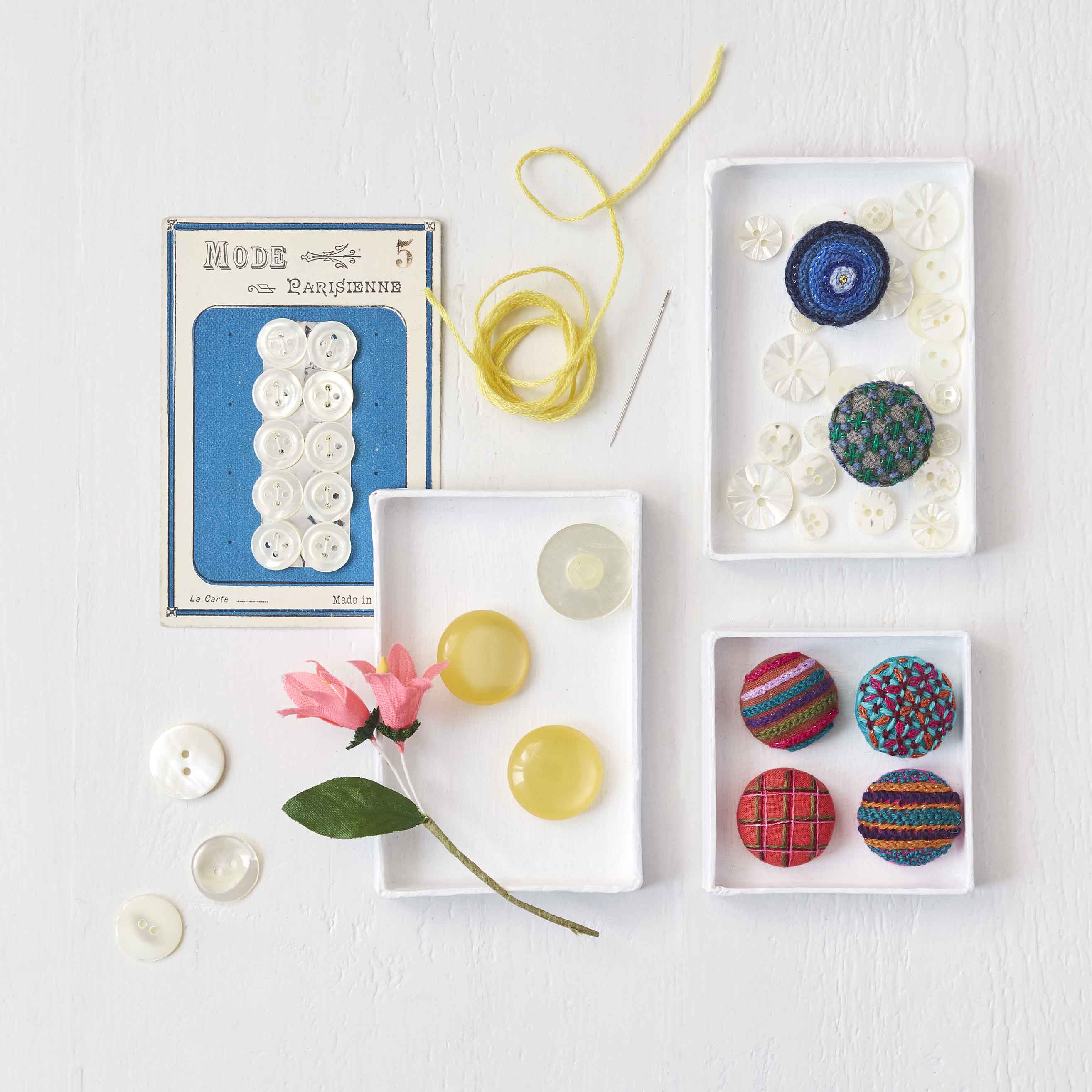 Que faire avec des vieux boutons ? Nos idées DIY inspirantes pour les recycler