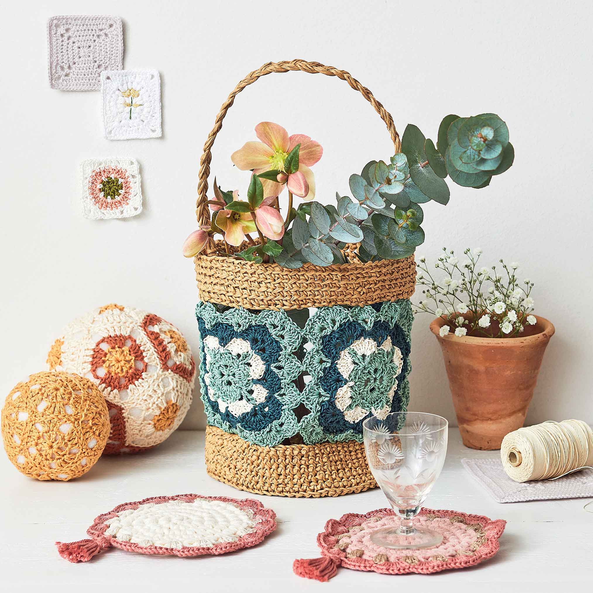 Granny square au crochet : découvrez 3 idées de créations inspirantes